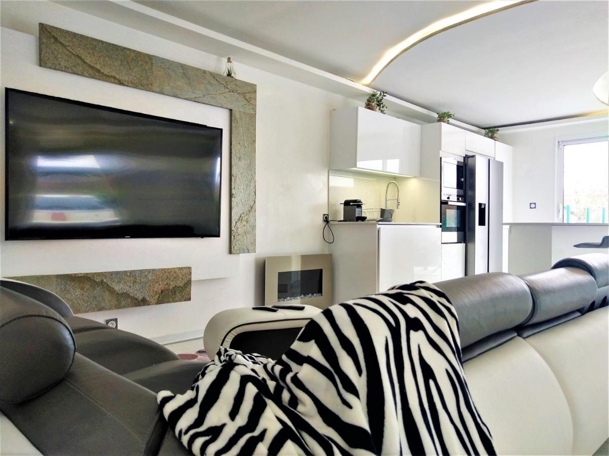 Maison Sapiac - 4Pers - 2 Chambres - 3 Lits - Clim Reversible - Terrasse Ombragee Et Grand Jardin - Piscine Saison Estivale モントーバン エクステリア 写真